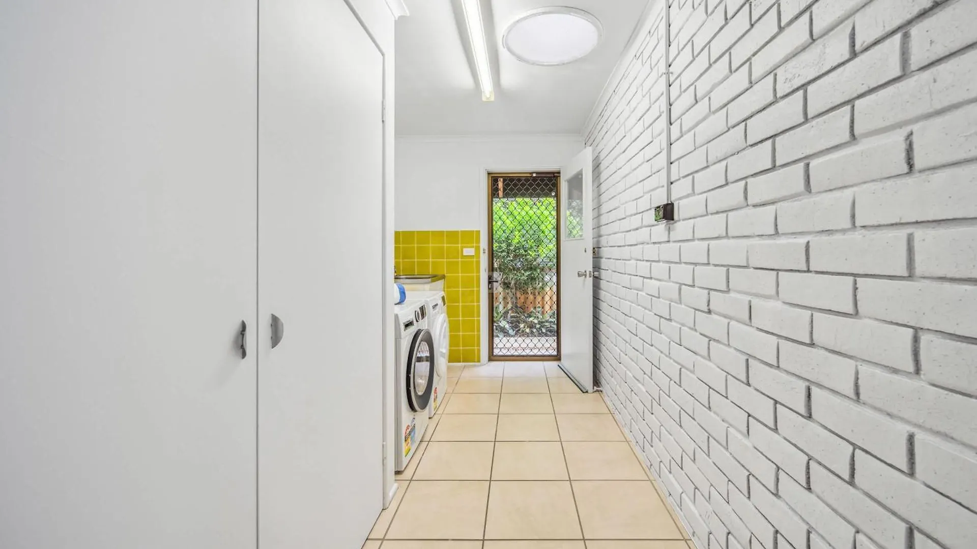 Pumicestone Beach House - 200M To The Passage Pelican Waters Australia